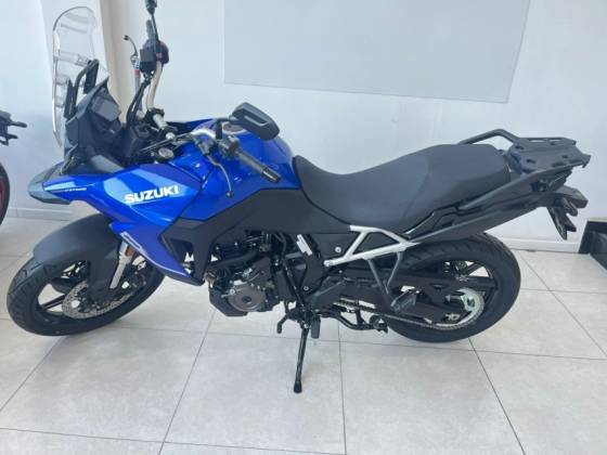 SUZUKI V-STROM 800 SUZUKI V-STROM 800